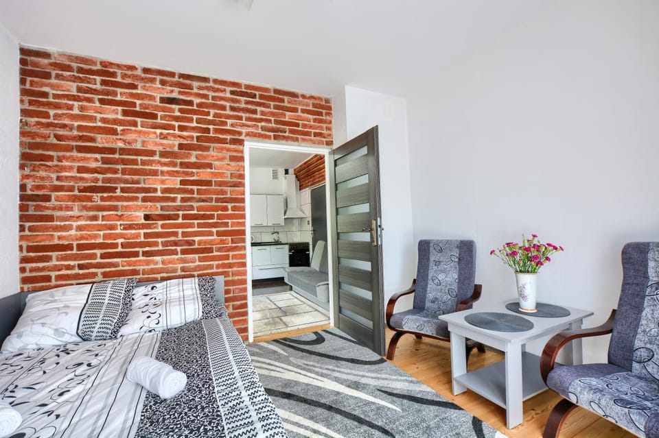 Photo of the whole room, Seating area, Bedroom