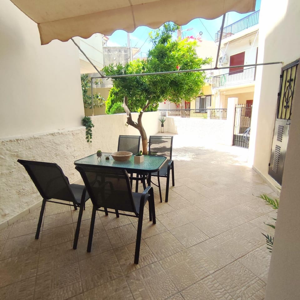 Patio, View (from property/room), Balcony/Terrace