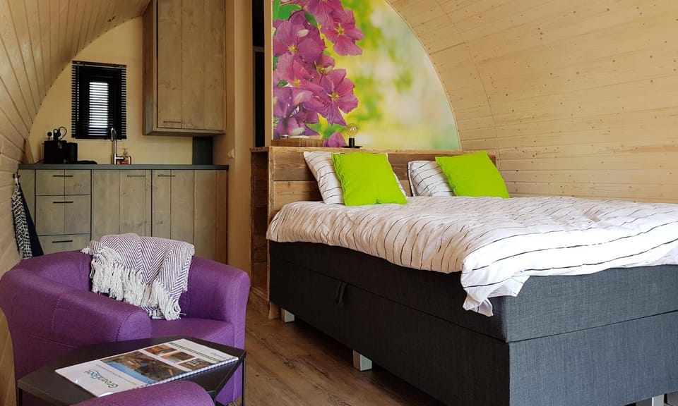 GreenFloat Boskoop - #1 House in South Holland (province)