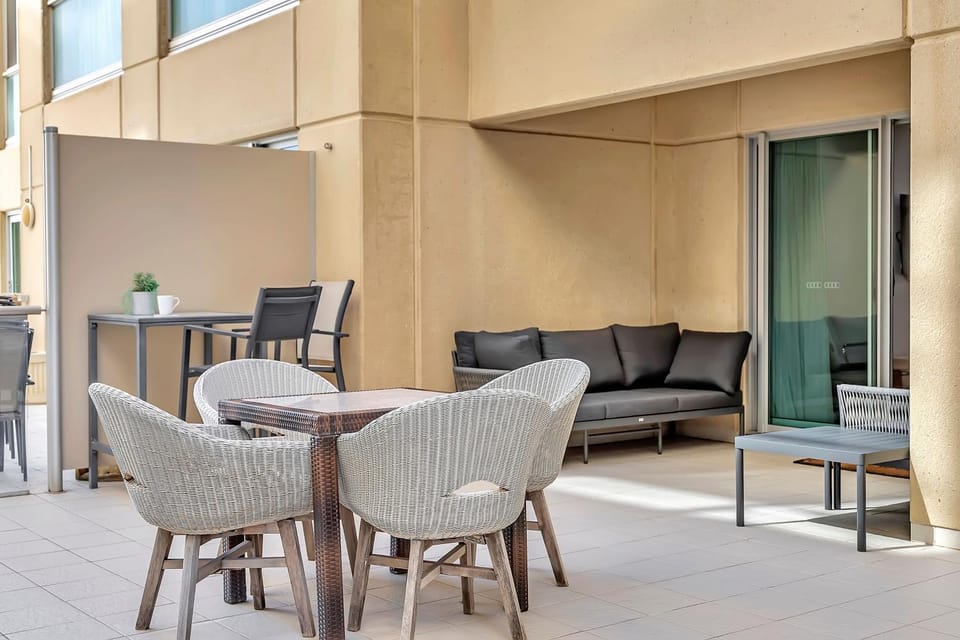 Balcony/Terrace, Seating area