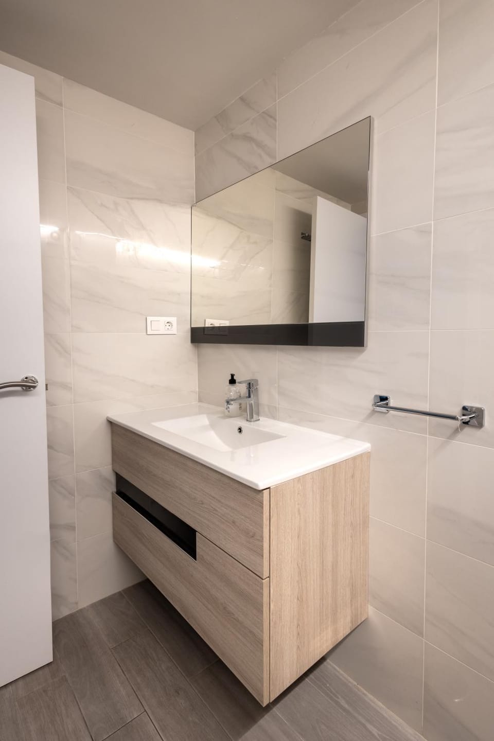Bathroom, Kitchen or kitchenette