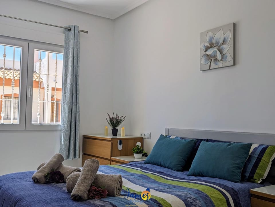 First Floor 2 Bedroom Apartment Near Emerald Isle LF13 Apartment in Vega Baja del Segura
