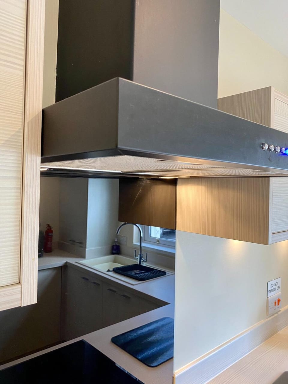 8 Howrahs Court, Keswick Apartment in Keswick