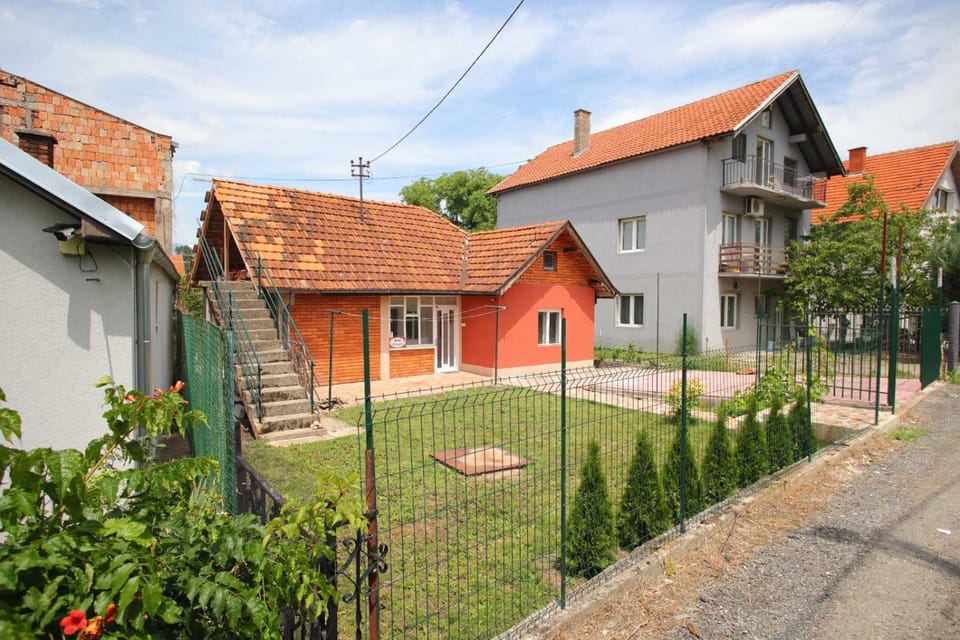 Property building, Garden