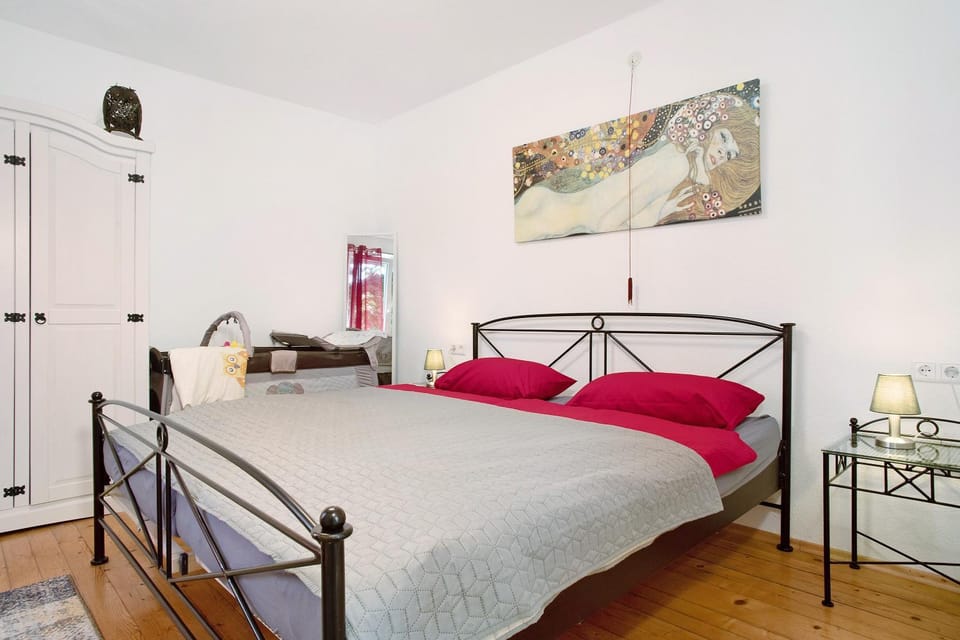 Living room, Bedroom
