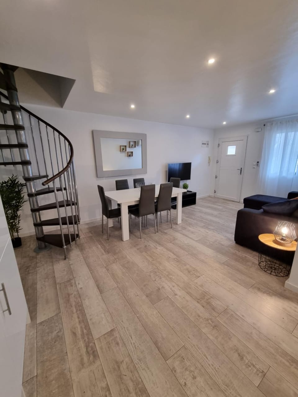 3 Bedroom Apartment Playa Flamenca La Zenia Apartment in Vega Baja del Segura