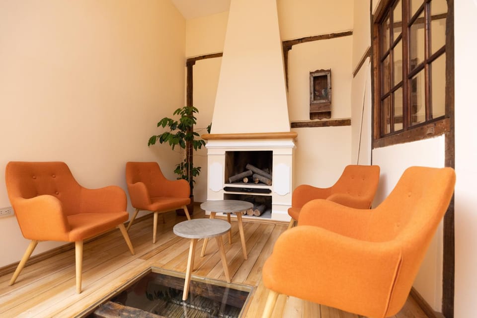 Living room, Decorative detail