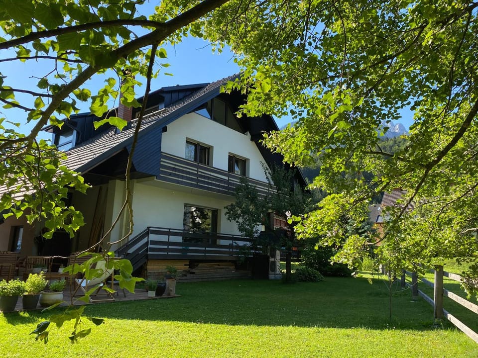 Property building, Garden