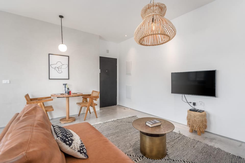Trendy apartment next to Levinsky market Apartment in Tel Aviv-Yafo
