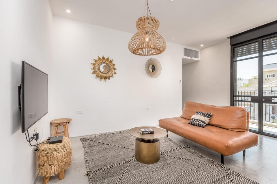 Trendy apartment next to Levinsky market Apartment in Tel Aviv-Yafo