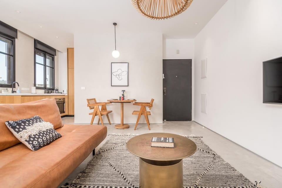 Trendy apartment next to Levinsky market Apartment in Tel Aviv-Yafo