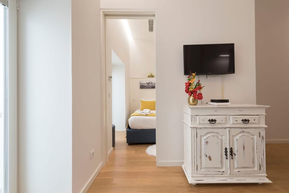 Communal lounge/ TV room, TV and multimedia, Living room