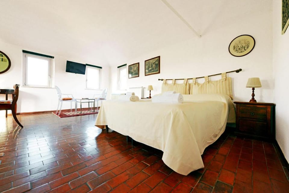 Trilussa Terrace Penthouse Apartment in Rome