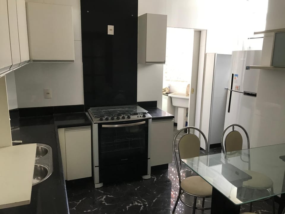 LINDO APARTAMENTO de LUXO PROXIMO ao ARPOADOR Apartment in Rio de Janeiro