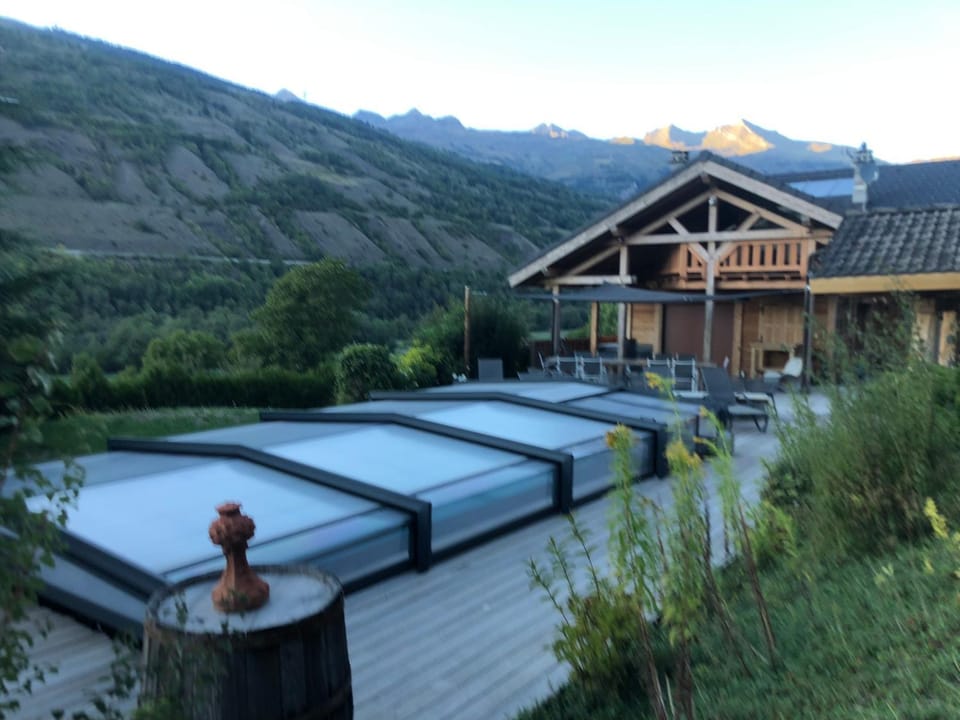 Spring, Mountain view