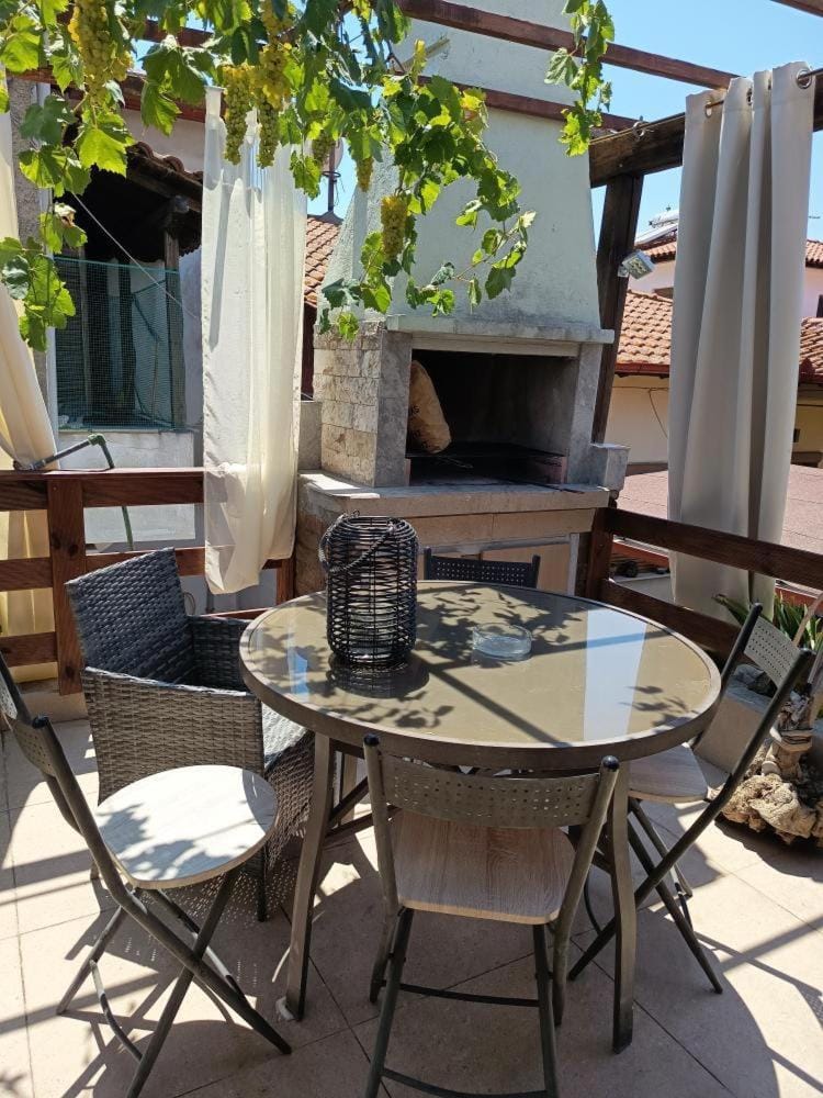 Niki House Apartment in Halkidiki