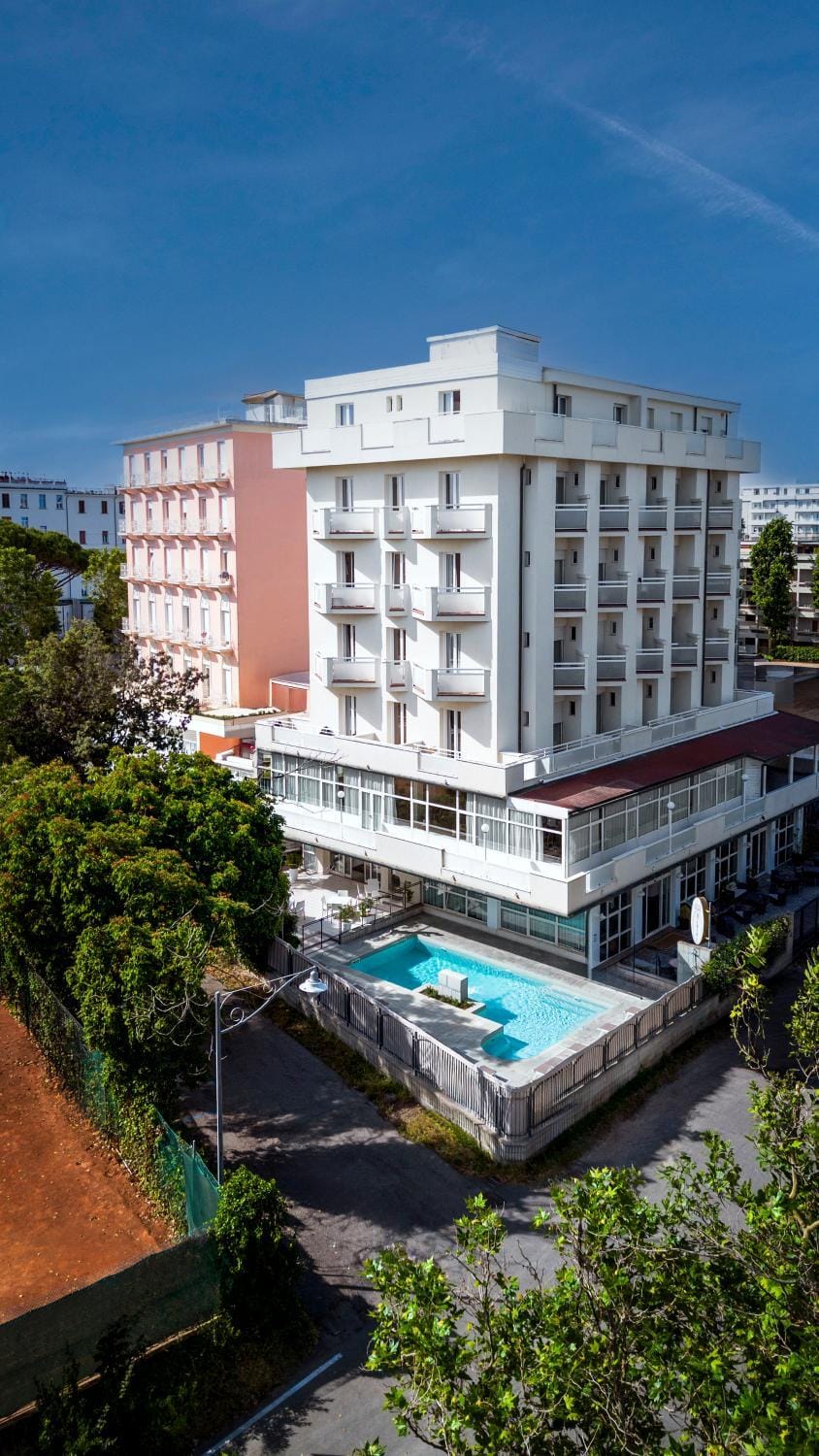 Property building, Swimming pool, Parking