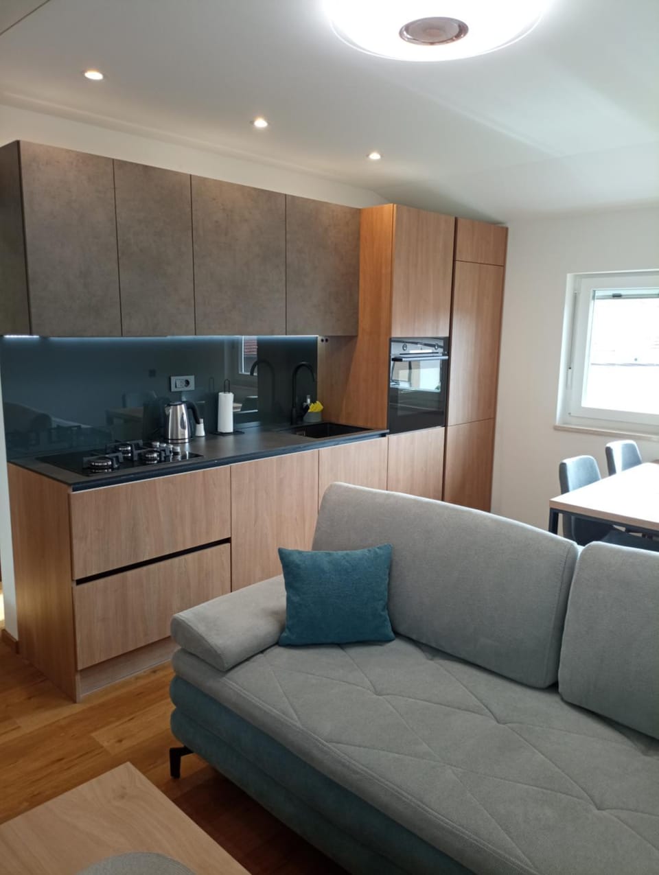 Living room, Dining area, kitchen