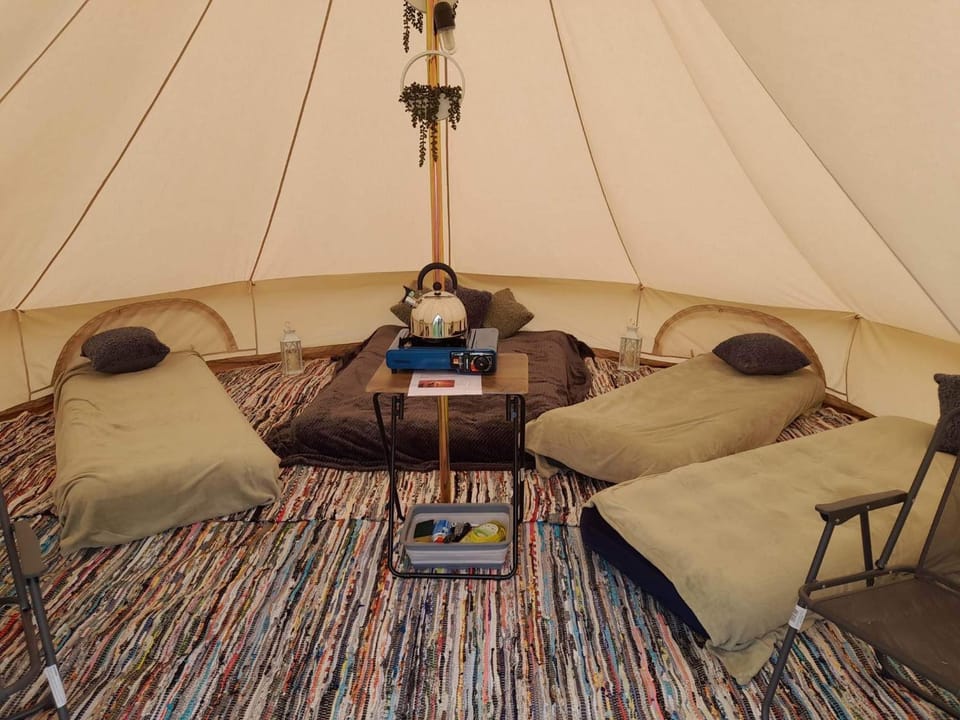 Gwens Garden bell tent Campground/ 
RV Resort in England