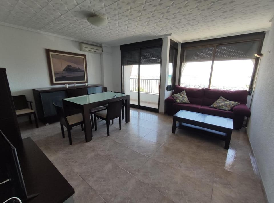 Communal lounge/ TV room, Living room