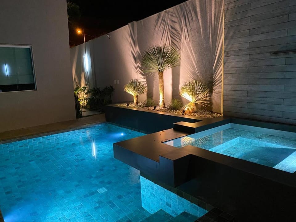 Night, Natural landscape, Hot Tub, Pool view, Swimming pool