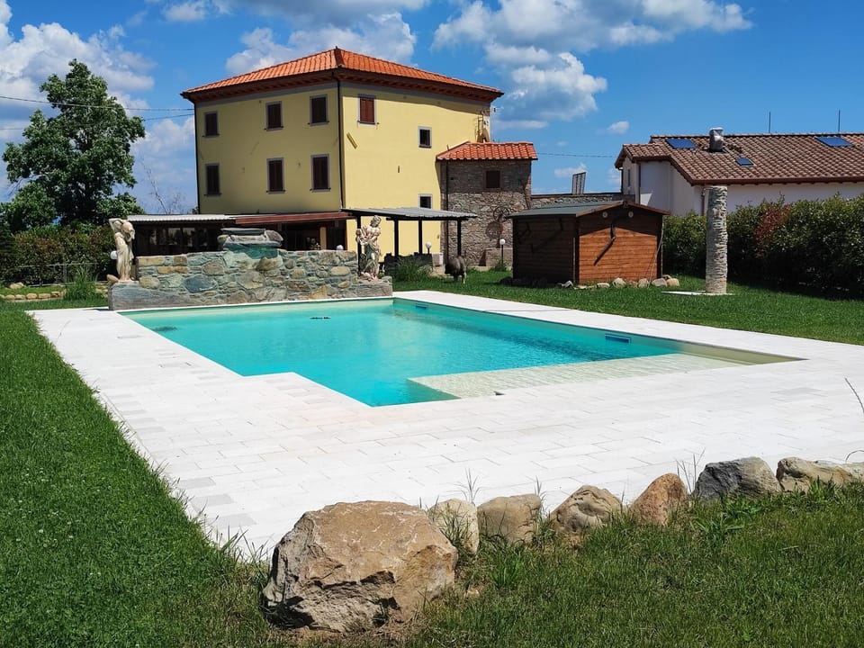 Property building, Swimming pool