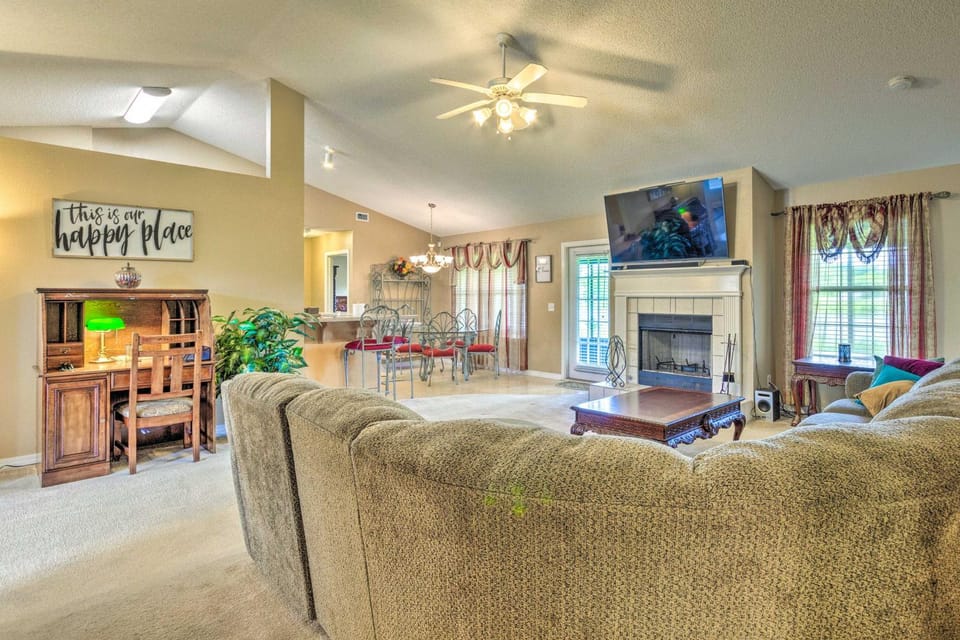 Waterfront Pensacola Home w/ Florida Room! House in Bellview