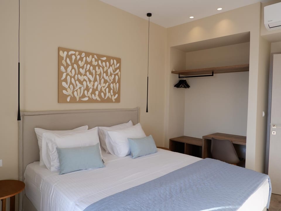 Kaiser Luxury Suites Apartment hotel in Corfu, Greece
