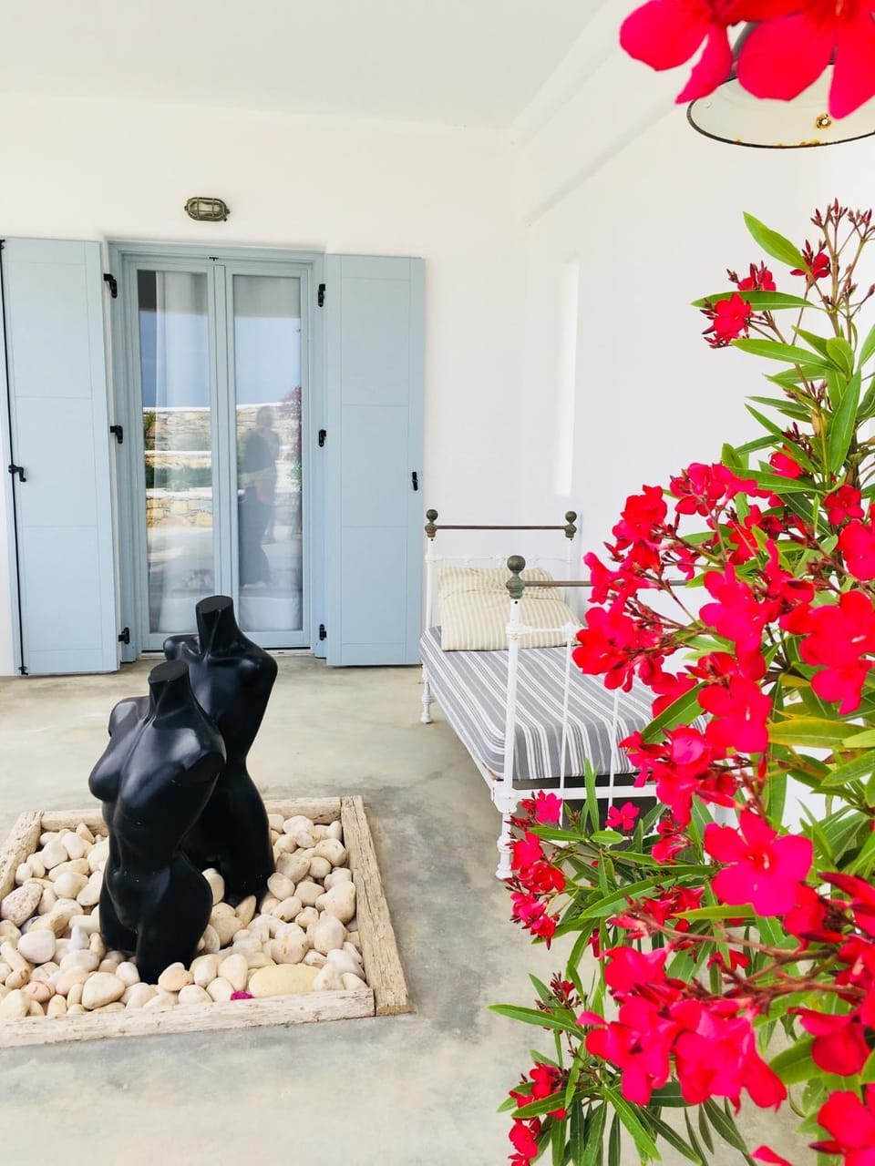 VILLA THEIA - SELENE , appartement de charme pour 4 à 6 personnes prés de la plage et du village de Koufonissi Apartment in Koufonisia