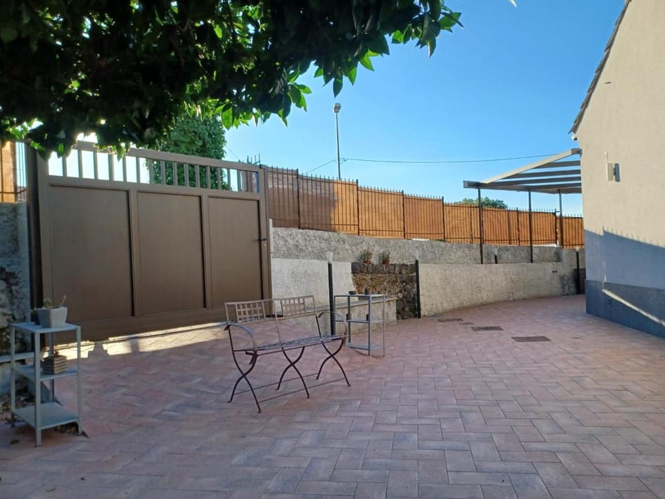 Aetna Silva Apartment in Sicily