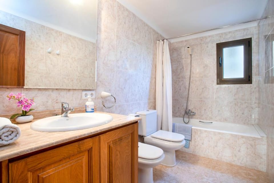 M1 Apto Es Trenc Mallorca Completo Grupos Familias Apartment in Migjorn