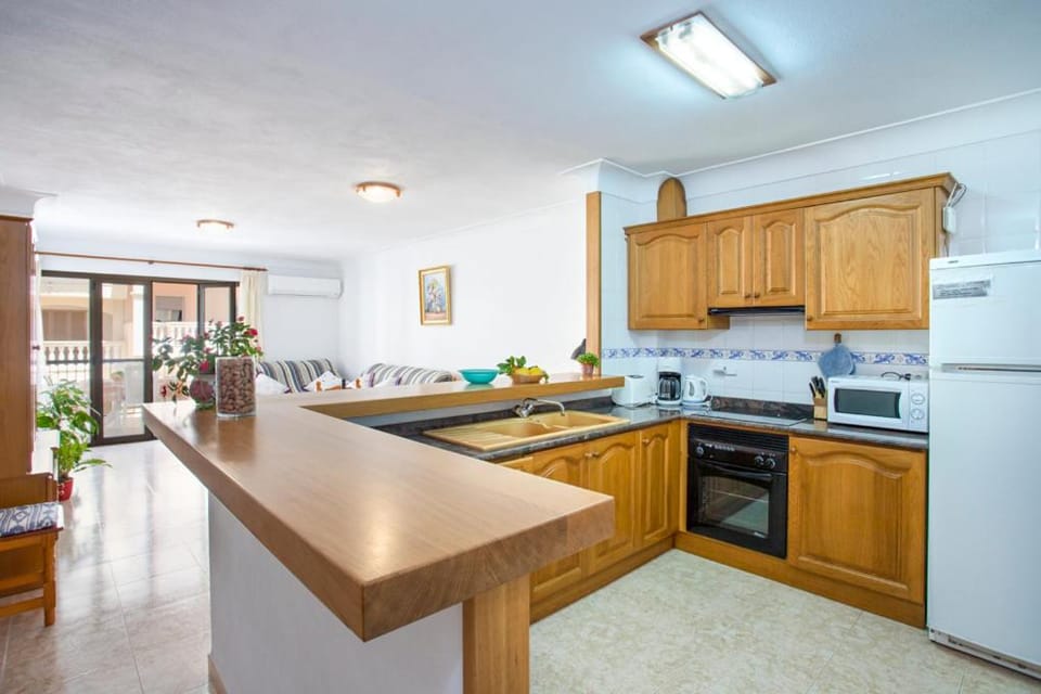 M1 Apto Es Trenc Mallorca Completo Grupos Familias Apartment in Migjorn