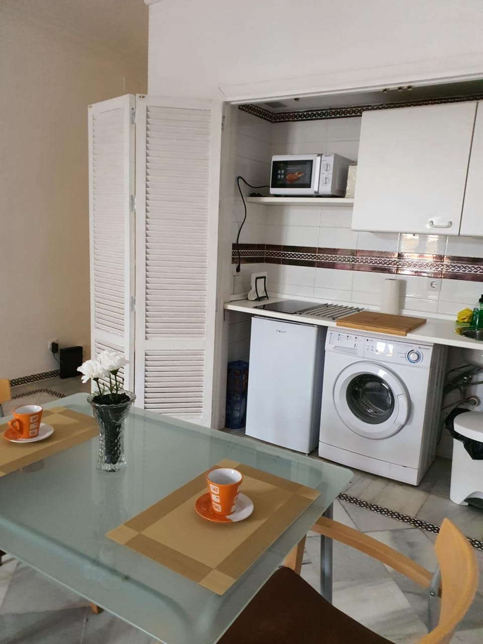 Kitchen or kitchenette