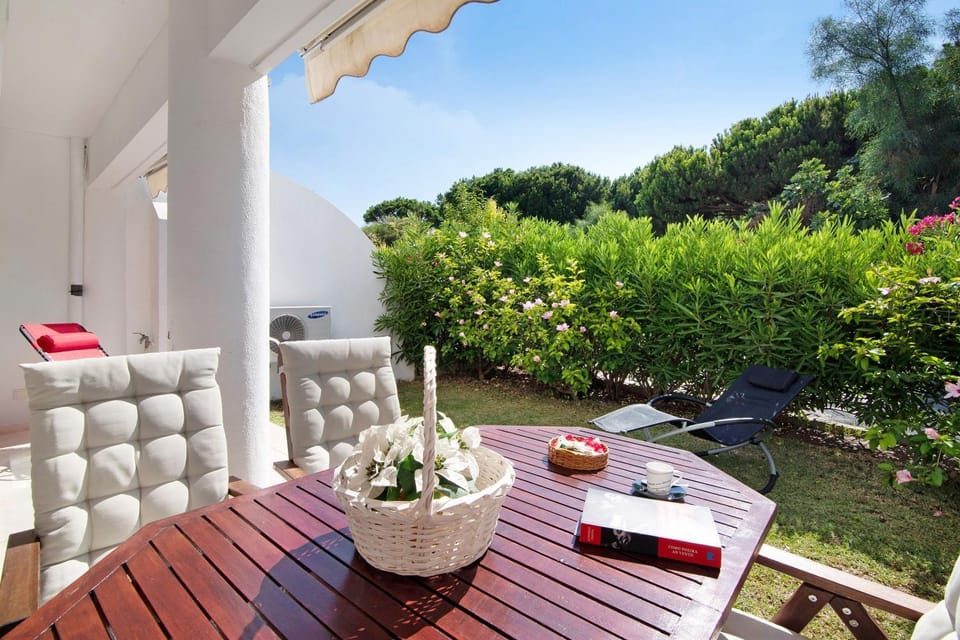 Property building, Balcony/Terrace