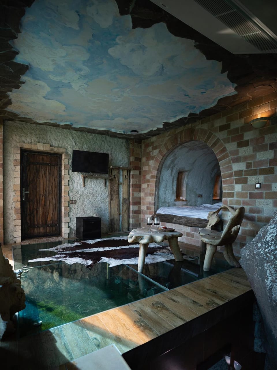 Photo of the whole room