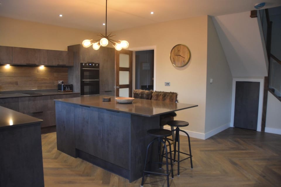 The Bunkhouse - 2 bedroom home with parking House in Wychavon District
