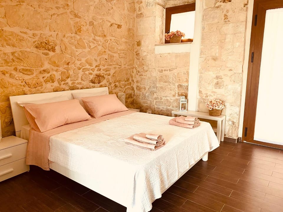 Mary Home Sicily Deluxe Bed and Breakfast in Ragusa