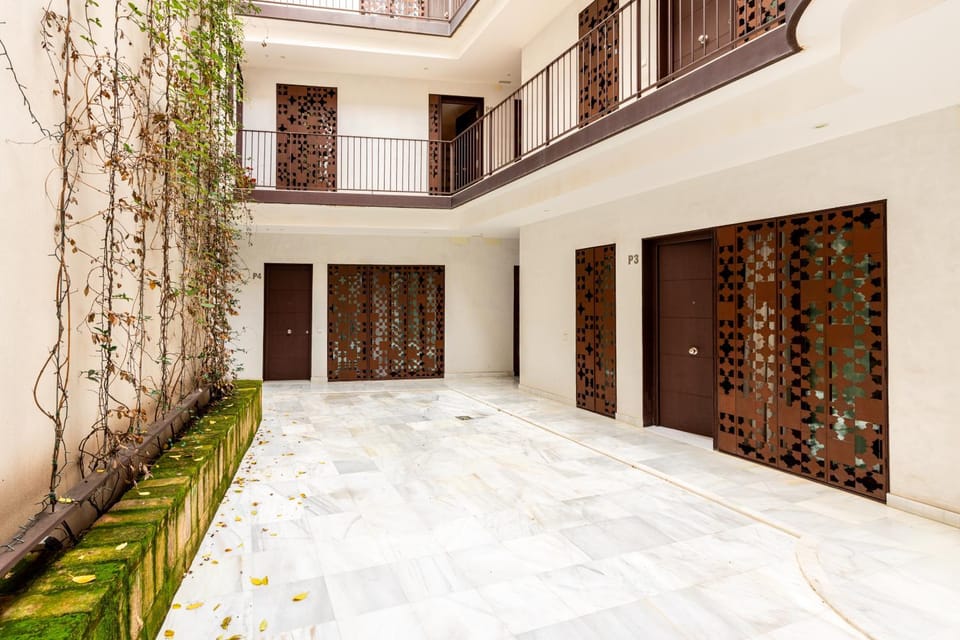 ESTUDIO EN PLENO CENTRO de SEVILLA by MSHOLIDAYS Apartment in Seville
