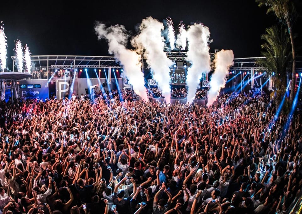 Nightclub / DJ