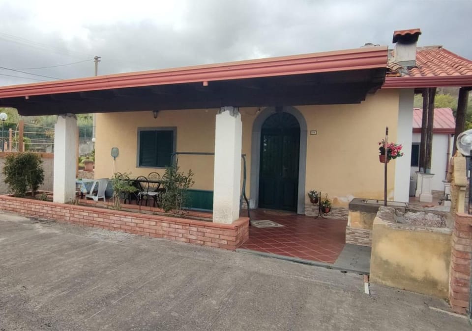 Property building, Balcony/Terrace