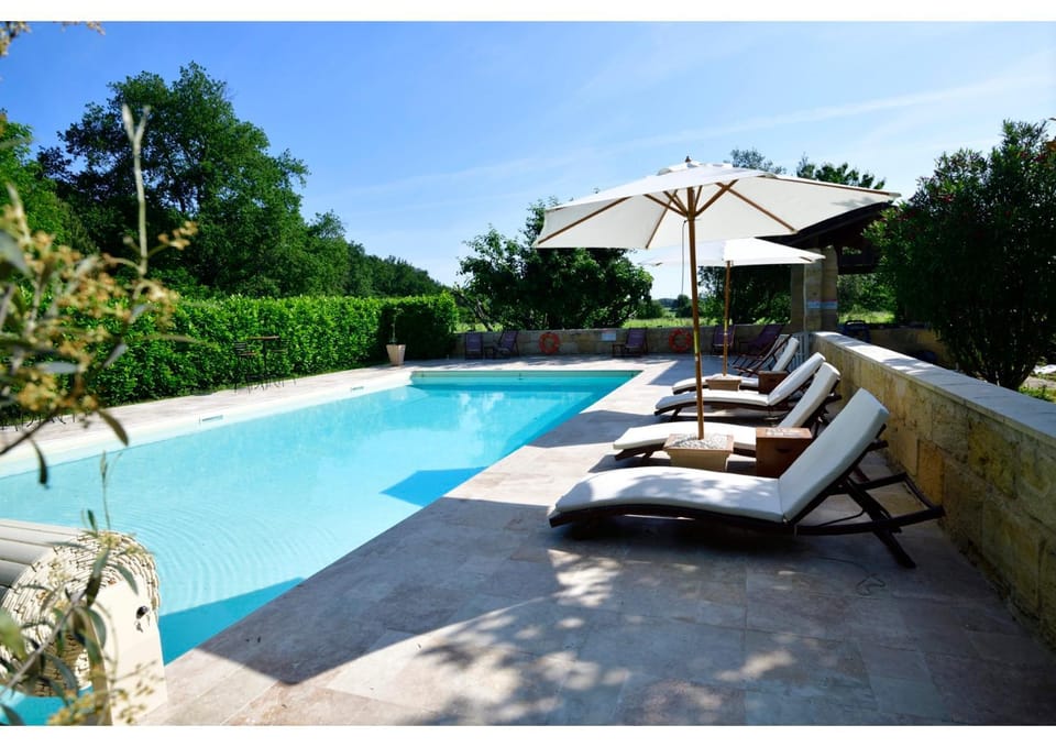 Natural landscape, Garden, Garden view, Pool view, Swimming pool, sunbed