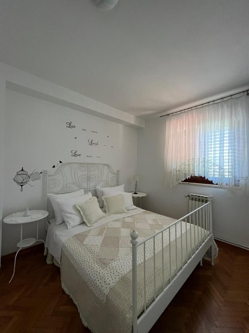 Apartment with swimming pool Apartment in Dubrovnik-Neretva County