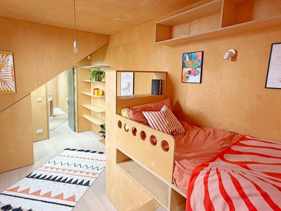 Bed, Bedroom, wardrobe