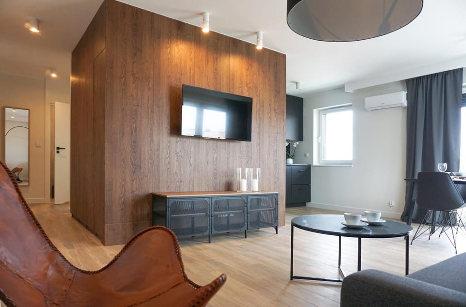 Communal lounge/ TV room, TV and multimedia, Living room, Seating area