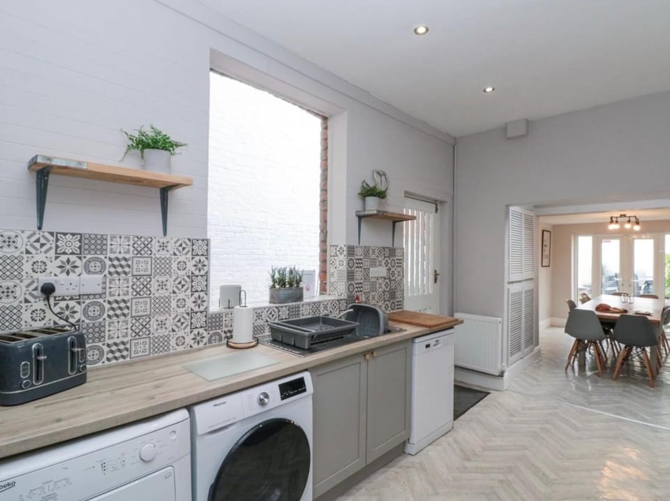 Westbourne House House in Scarborough