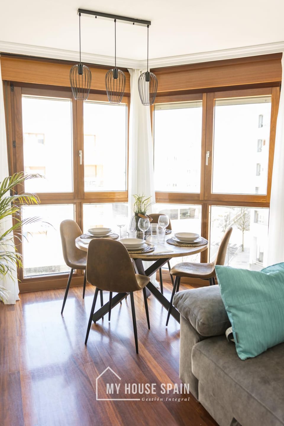 MyHouseSpain - Playa de poniente, con vistas al mar y parking gratuito Apartment in Gijón