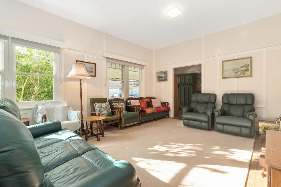 Woodthorpe at the Beach - 150m to the beach! House in Melbourne