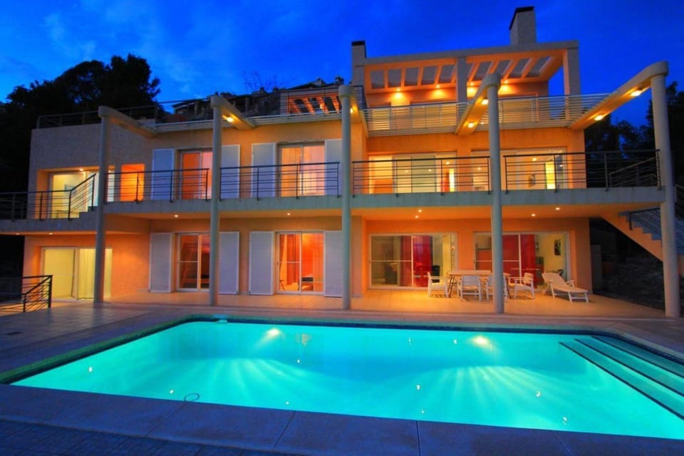 Seaview 6br villa with private pool Villa in Marina Baixa