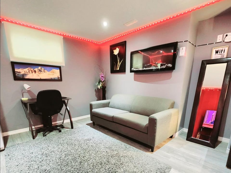 Living room, Seating area