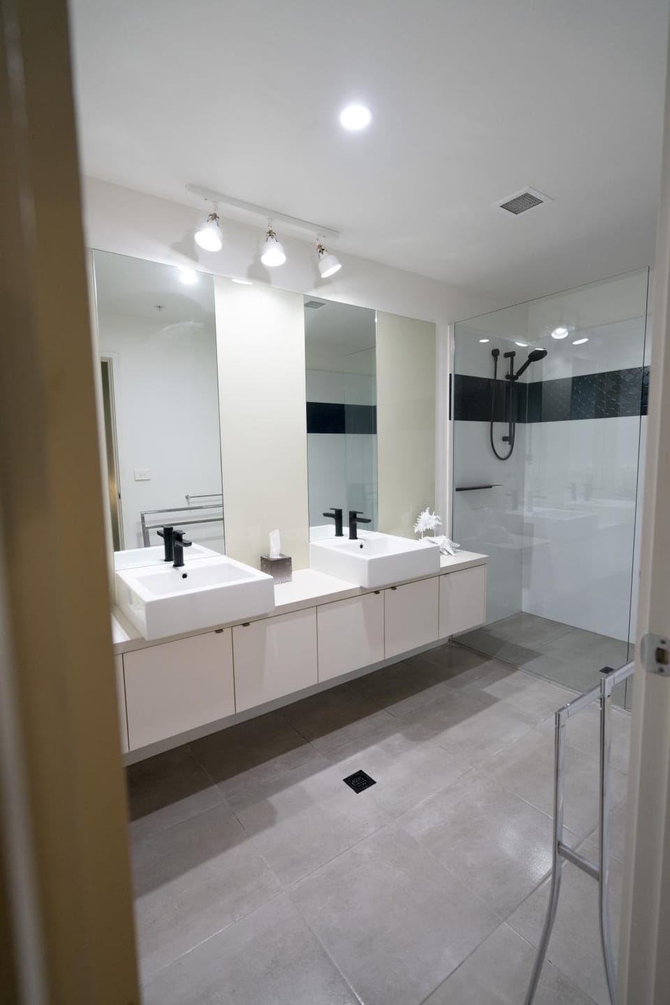 Shower, Bathroom